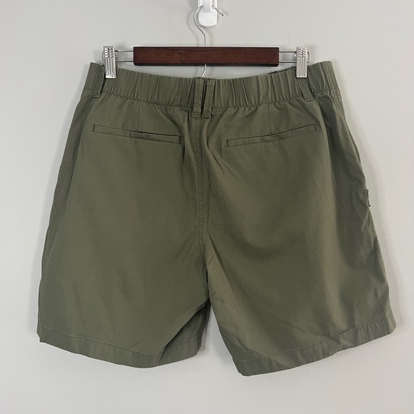 LL Bean Women’s Chino Shorts Size 12 - Picture 2 of 3